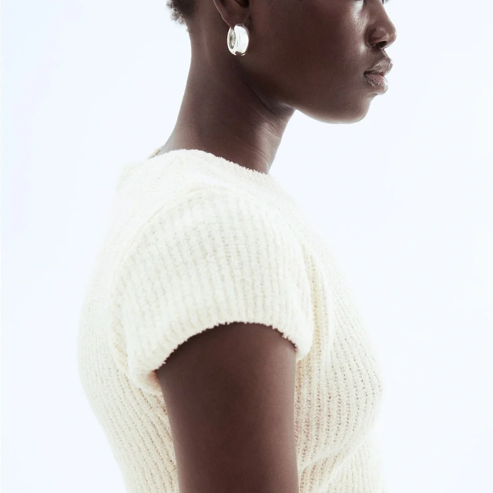 H&M Women’s Fine Knit Cream Textured Short Sleeve Top XL - Picture 4 of 7